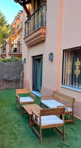 First Line Banus 4 Bed Sea Pool