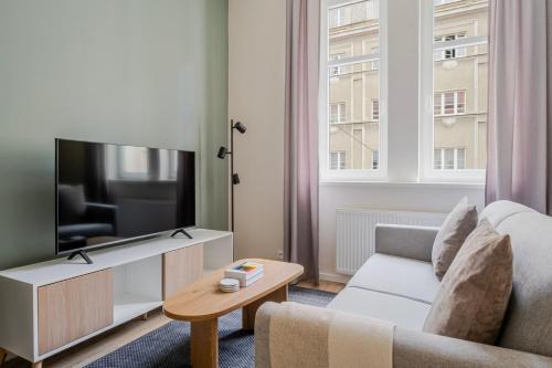 Blueground Holešovice view nr Vltava PRG-57