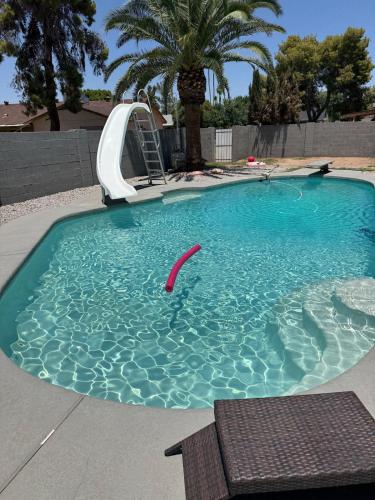 Kolam renang di atau dekat dengan Beautiful house in Glendale AZ