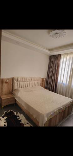 Postel nebo postele na pokoji v ubytování Stunning modern villa apartment in mountains