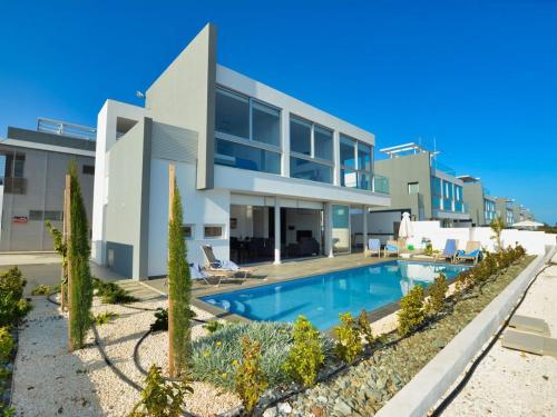 Villa Manta Chrysos - Brand New Luxury 3 Bedroom Protaras Villa