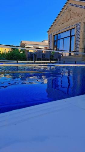 Novkhanı villa