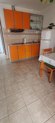 Zara Apartment