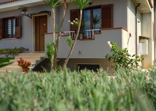 Taman di luar il Castello accomodation tropea