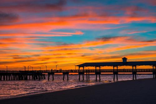 Φωτογραφία από το άλμπουμ του Shipwatch #102 σε Saint Simons Island