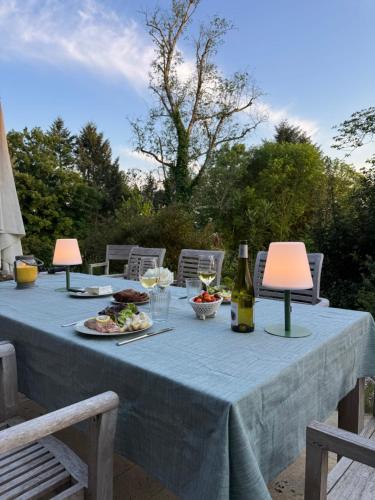 Photo de la galerie de l'établissement Véritable chaumière Normande familiale proche bourg - Sauna - Fitness, à Le Breuil-en-Auge