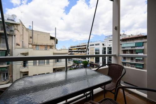 Patision cinema apartment