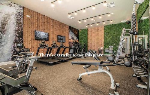 Elegant Home w 3 En Suites & Breathtaking View photo 31