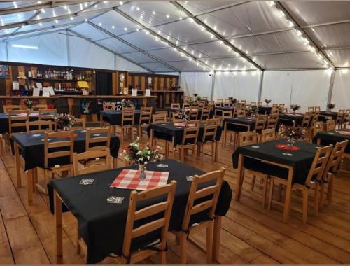 Εστιατόριο ή άλλο μέρος για φαγητό στο Luxury Bell Tent