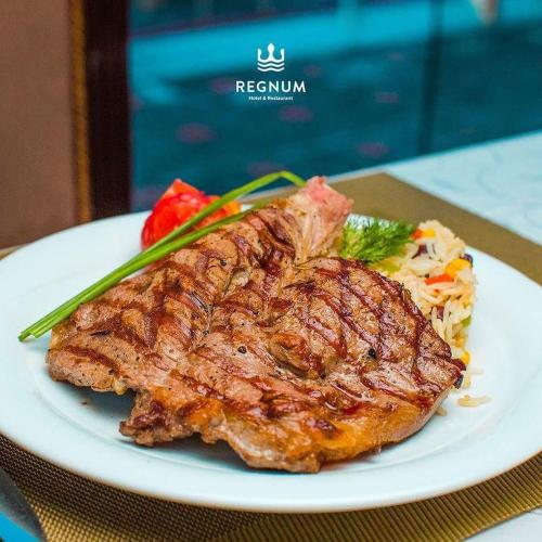 Comida en el hotel o alrededores