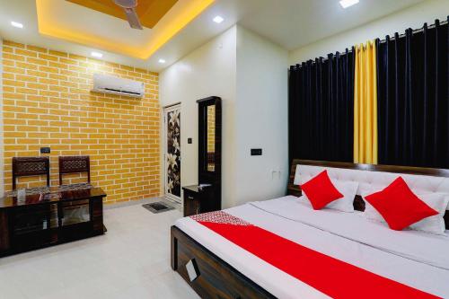Gallery image of Hotel O Grand Village in Jhūsi