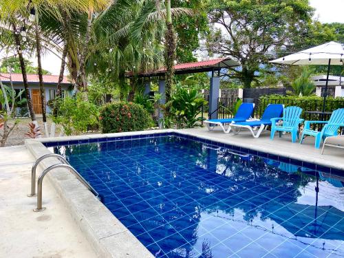Bazén v ubytování Rooms & Pool Macaws nebo v jeho okolí