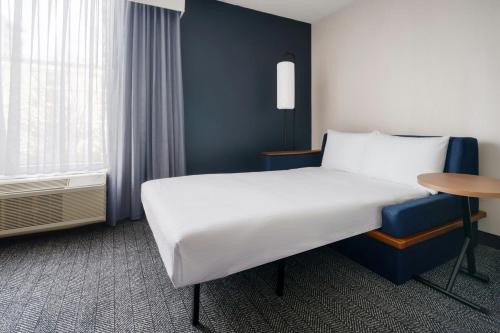 Courtyard by Marriott Atlanta Buckheadにあるベッド