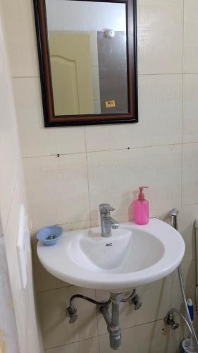 Fotografie z fotogalerie ubytování JnB's at Steller Jeevan v destinaci Māripat