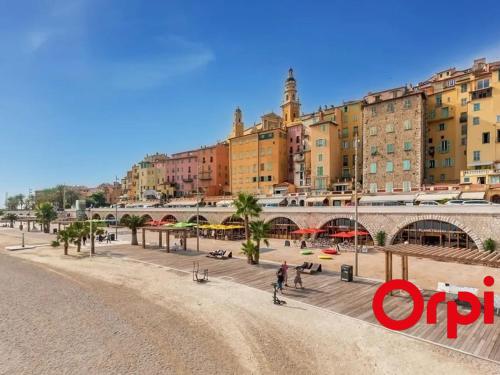 Studio confortable climatisé avec parking à Menton