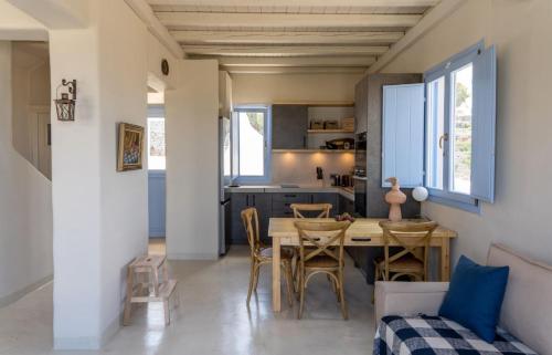 Exclusive Santorini Villa 3 Bedroom Villa Private Jetted Pool Sea View