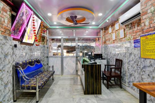 Εστιατόριο ή άλλο μέρος για φαγητό στο Hotel O Joy Maa Tara Hotel & Restaurant