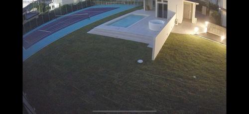 Piscina en o cerca de 御宿ガーデンヴィラ