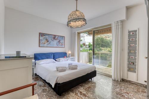 Les Cypres Garavan Apartment for 7