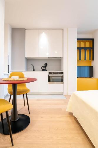 Кухня или мини-кухня в Central Belgrade Apartments BW
