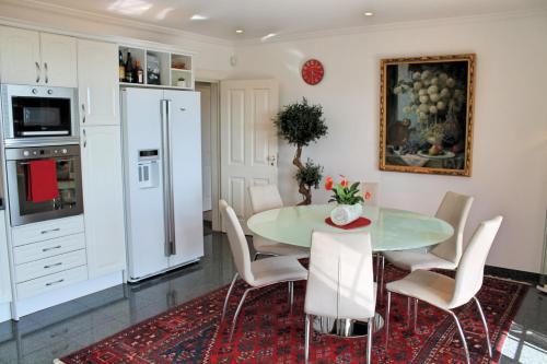 Magnificent Funchal Villa Villa Luzia 5 Bedrooms Sea & City Views