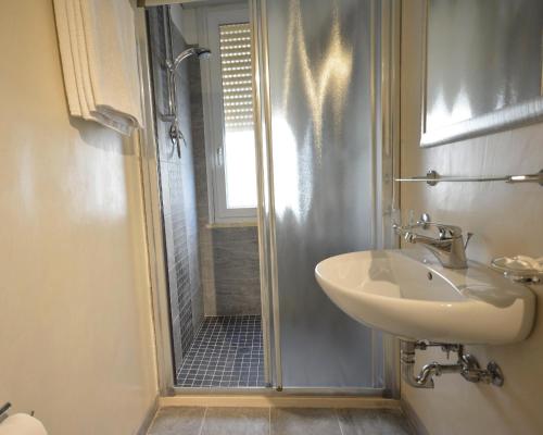 A bathroom at Hotel Fernanda