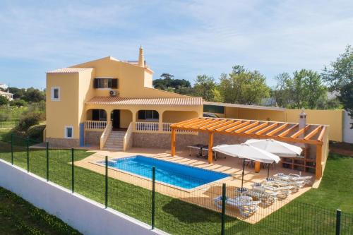 Wonderful Portuguese Villa Casa Lombos Nova 3 Bedrooms Private Pool