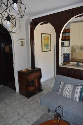Thomas Cottage