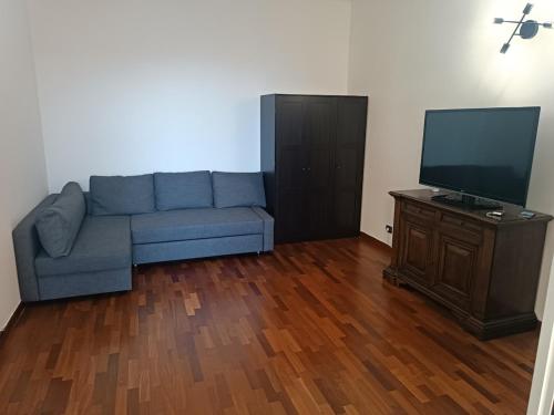 TV a/nebo společenská místnost v ubytování La casa di Samu - intero appartamento 2 camere più servizi