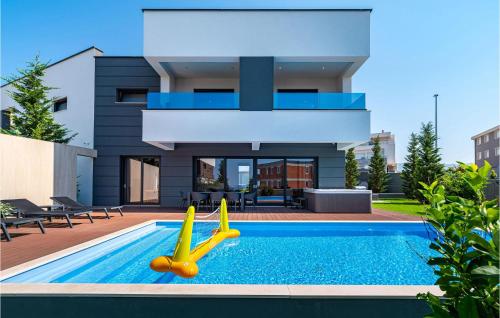 Beautiful Home In Novalja