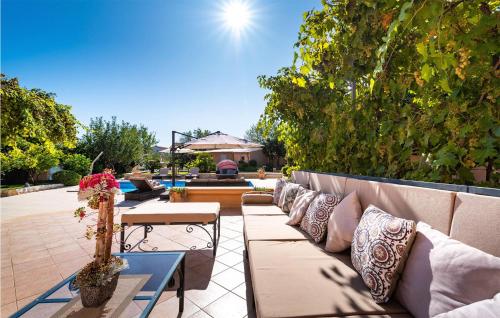 Stunning Home In Vodice