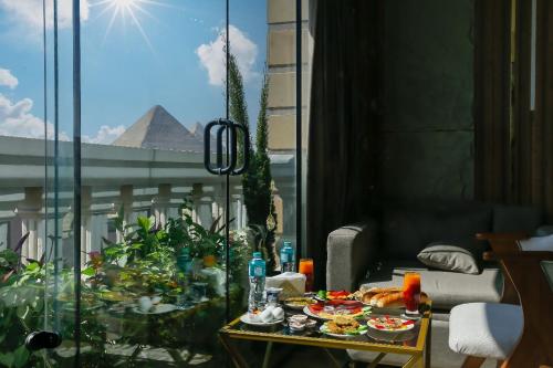 Banī GhālibにあるPyramids moon towerのギャラリーの写真