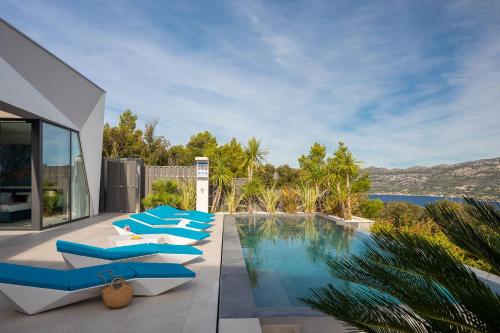 Villa Aqua Majestic Diamond Sumptuous 5 Bedroom Villa Magnificent Seaview