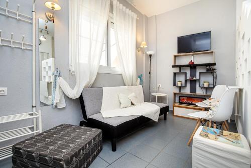 Μια τηλεόραση ή/και κέντρο ψυχαγωγίας στο Sun Ray Apartments Thassos