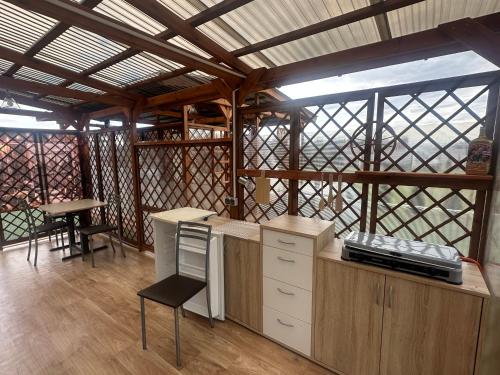 Una cocina o zona de cocina en Ranczo u Piotra