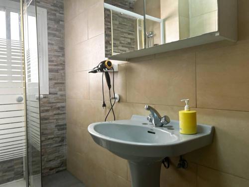 A bathroom at Habitación Individual con terraza