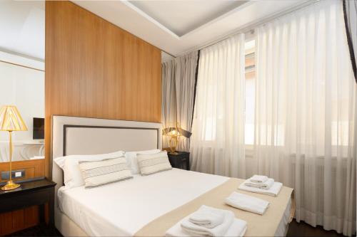 Old Bridge Exclusive Apartment 2 BDR