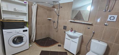 Gallery image of Apartments Mery in Supetar