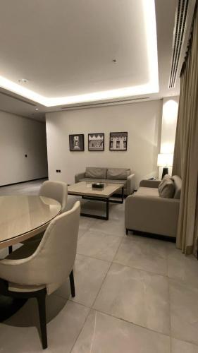 Ruang duduk di Manazel Aldiafah serviced Apartments AlSulymaniyah