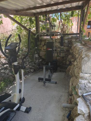 Γυμναστήριο ή/και όργανα γυμναστικής στο Kourtsa villas