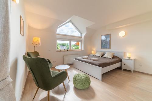 Posezení v ubytování TinyGreens B & B