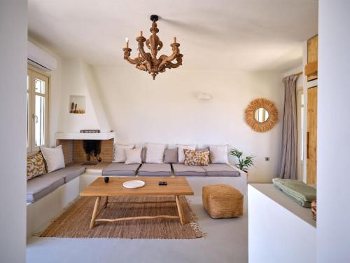 Paria Home