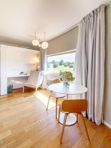 Katil atau katil-katil dalam bilik di thecamp Hôtel & Lodges - Aix en Provence