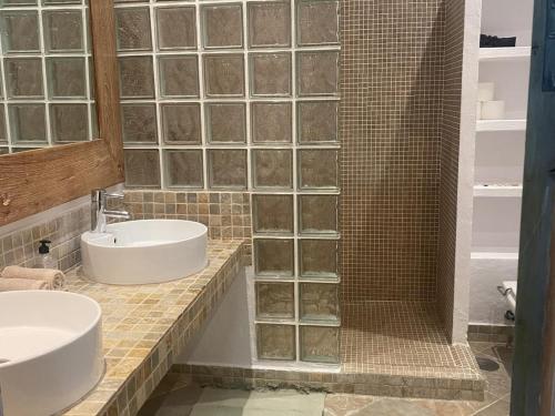 Et badeværelse på REf 10 VILLA DOS AQUAS