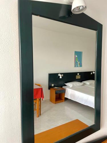 Cama o camas de una habitación en Ardani Bay Studios