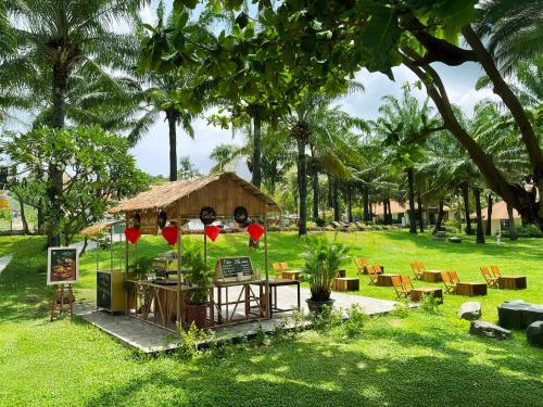 Zahrada ubytování Phu Hai Beach Resort & Spa Phan Thiet