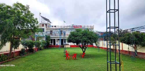 Gallery image of HOTEL O RAWAT in Bhauli