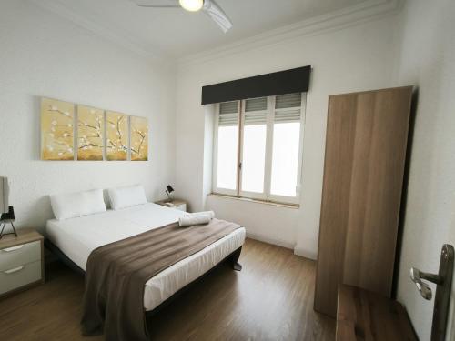 FLORIT FLATS - The Ausias March Apartment