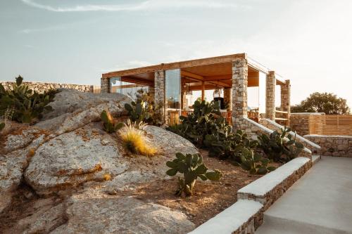 Et lokalt vartegn tæt på lejlighedshotellet