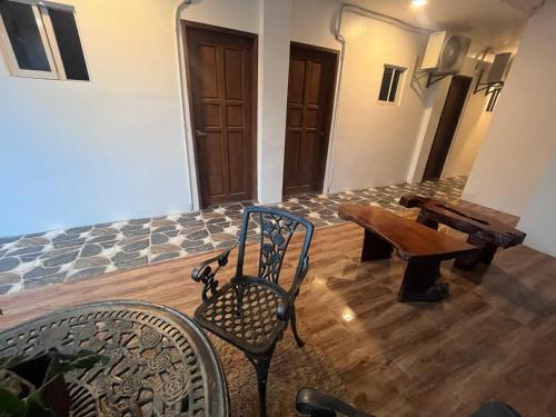 Gallery image of Jezette's Inn in Sipalay
